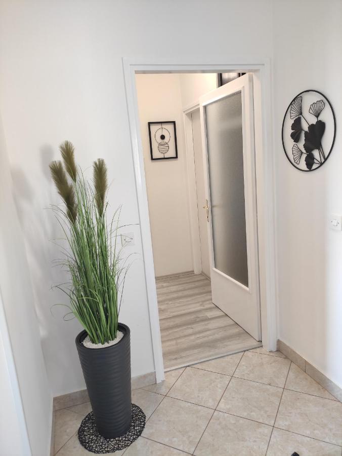 Apartman Iris S Terasom ริเยกา ภายนอก รูปภาพ