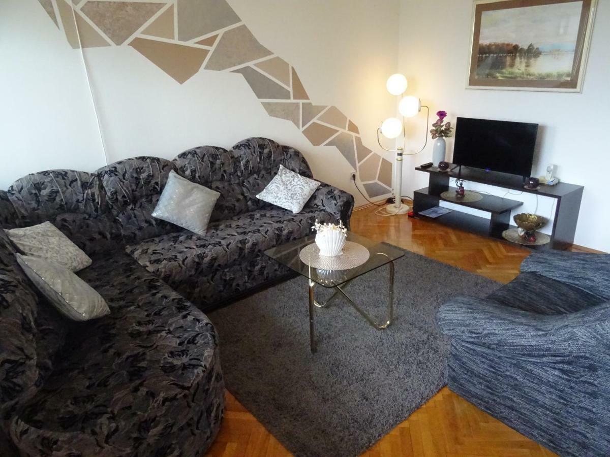Apartman Iris S Terasom ริเยกา ภายนอก รูปภาพ