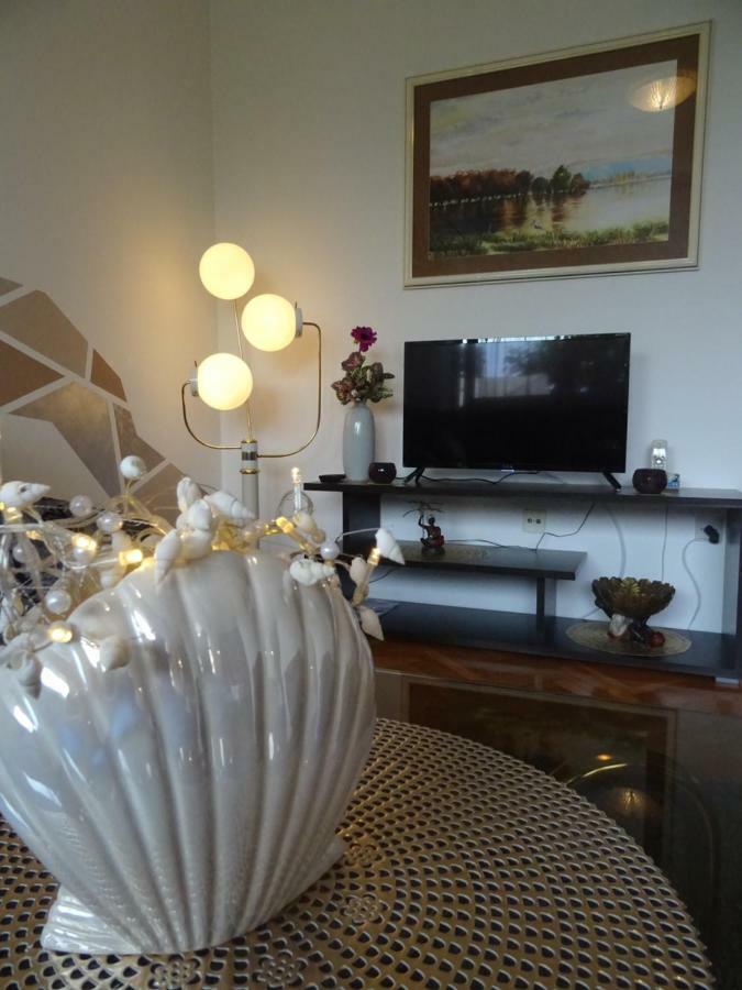 Apartman Iris S Terasom ริเยกา ภายนอก รูปภาพ