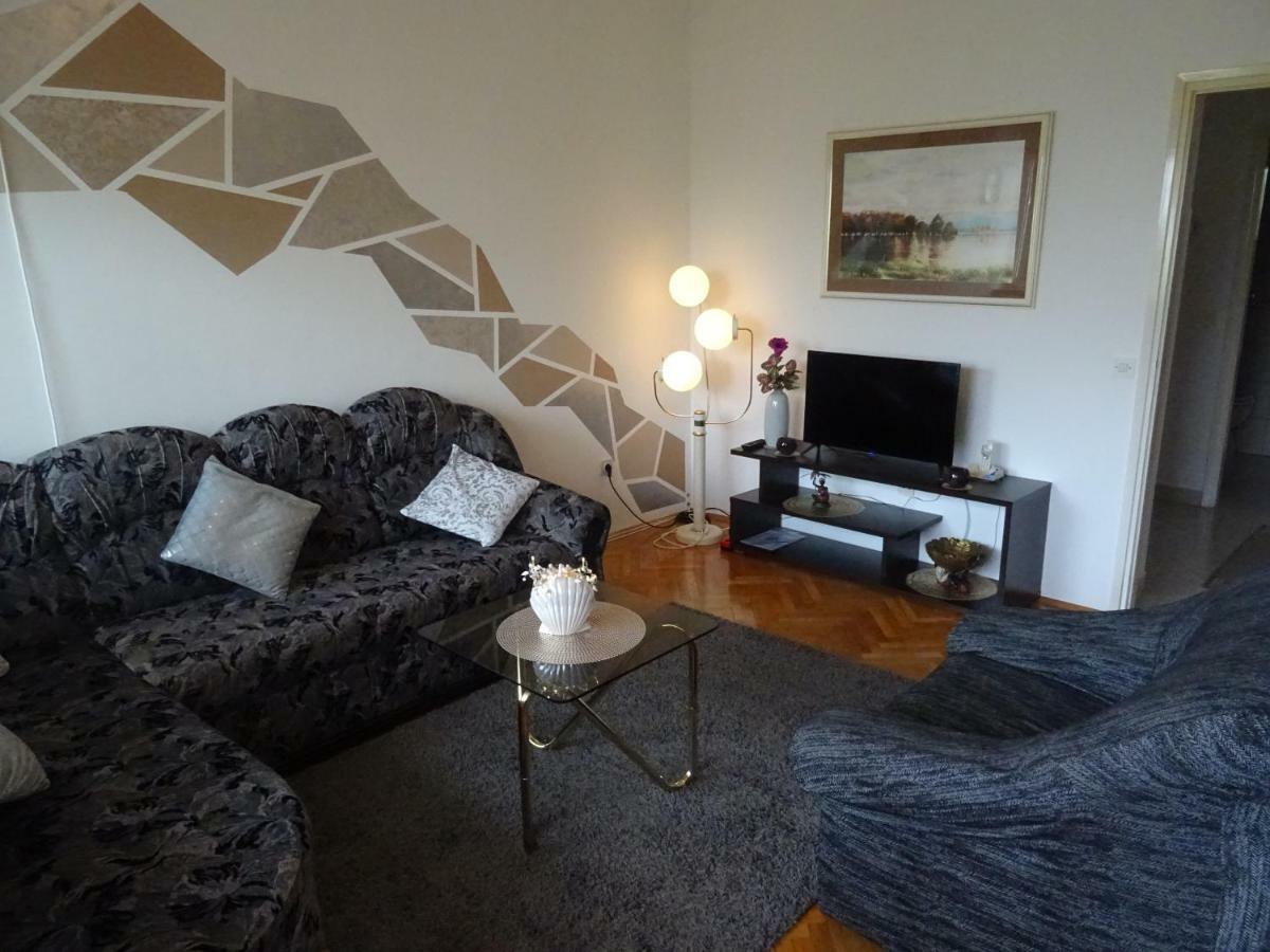 Apartman Iris S Terasom ริเยกา ภายนอก รูปภาพ